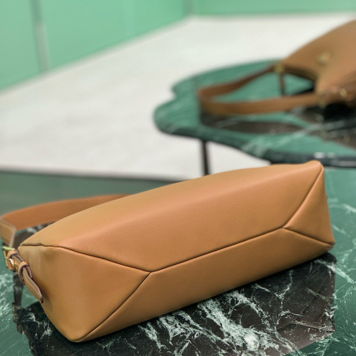 PD AIMEE LARGE SHOULDER BAG
