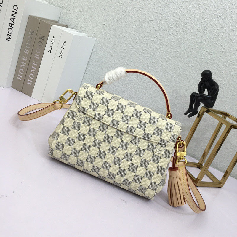LOV2 Bags - Luxurious Bags  897