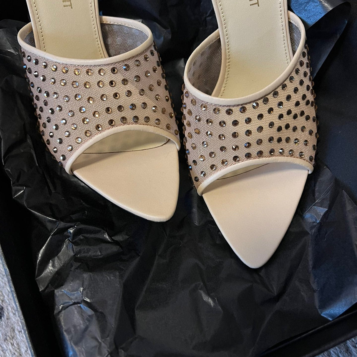 SL HEELS