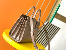 new-luxury-designer-bags-nm3520