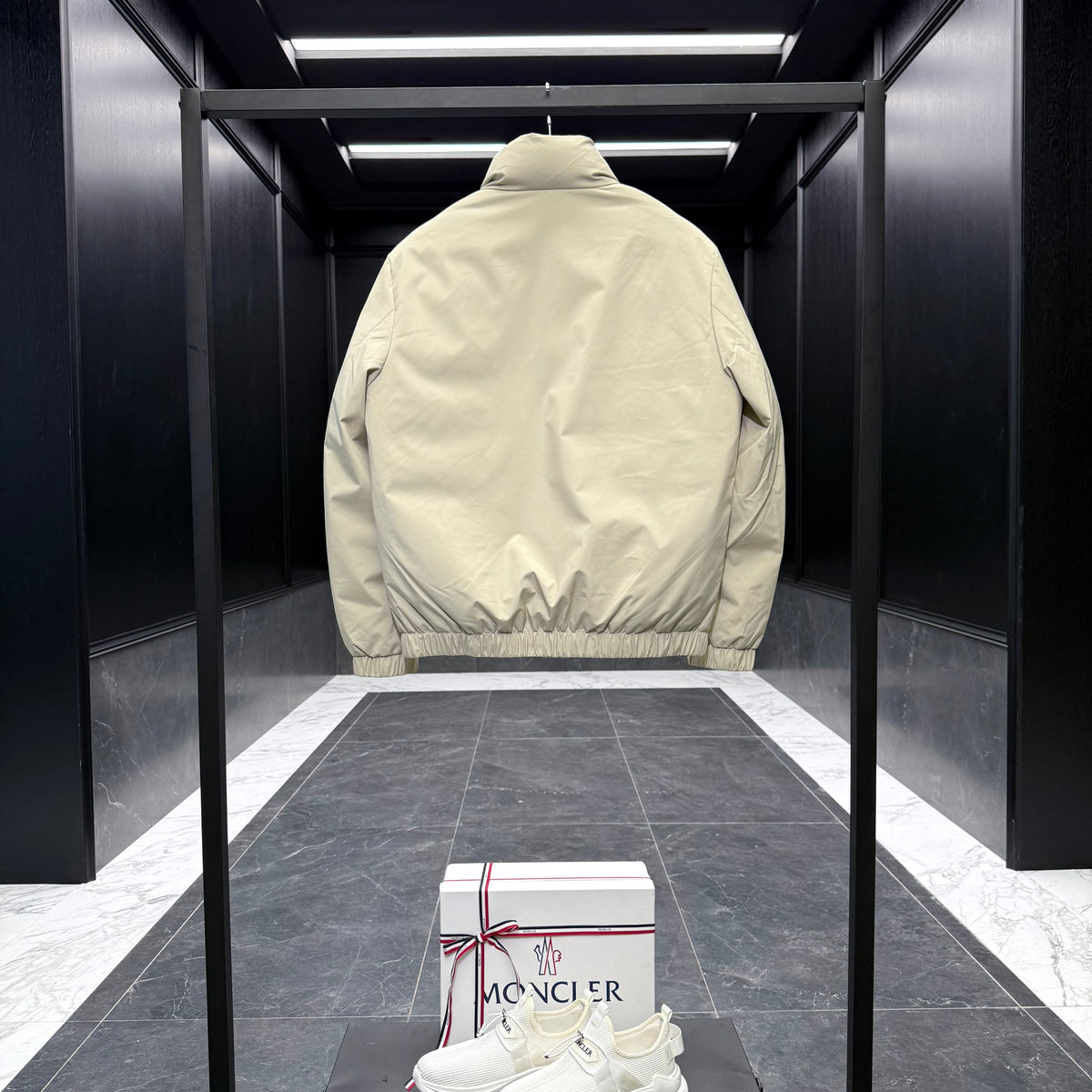 MONC LUSERNA JACKET