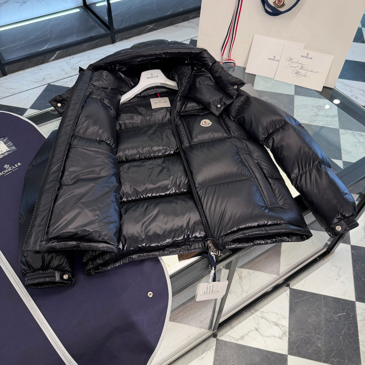 MONC MONTBELIARD JACKET