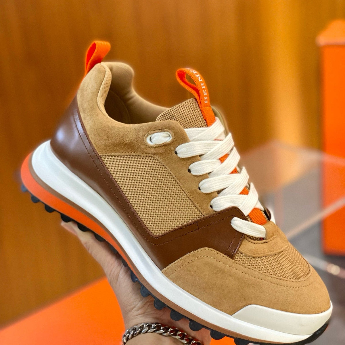 HERM LEADER SNEAKERS
