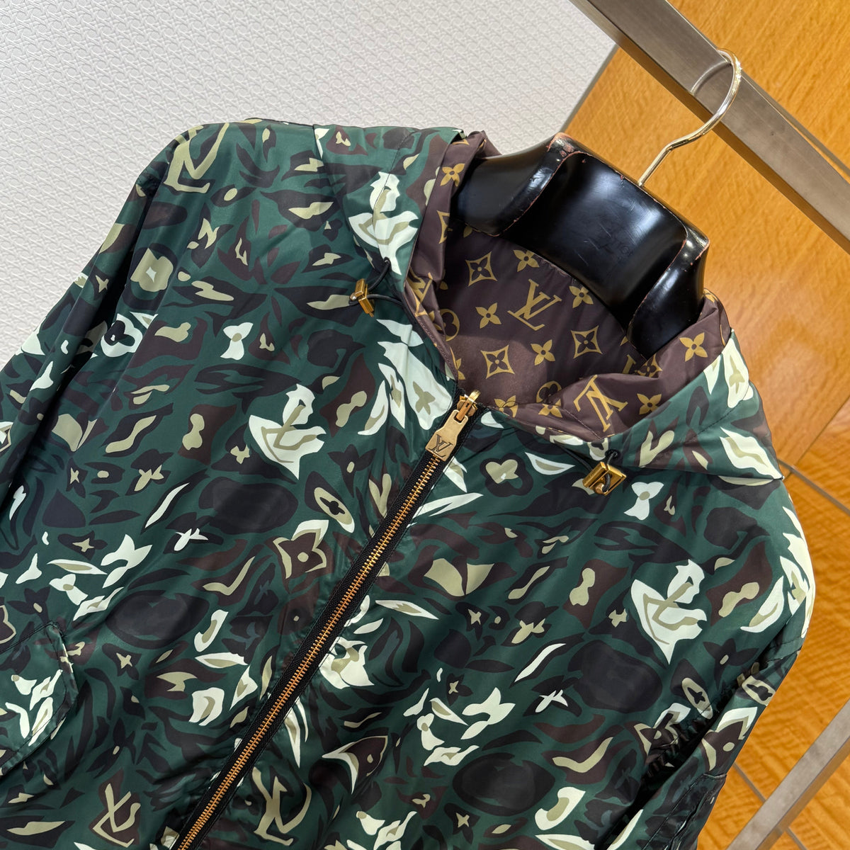 LOU JACKET