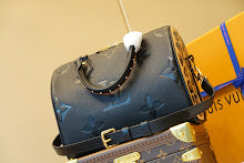 new-designer-premium-bags-nm5266