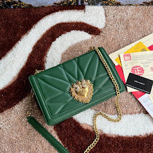 new-luxury-designer-bags-nm6821