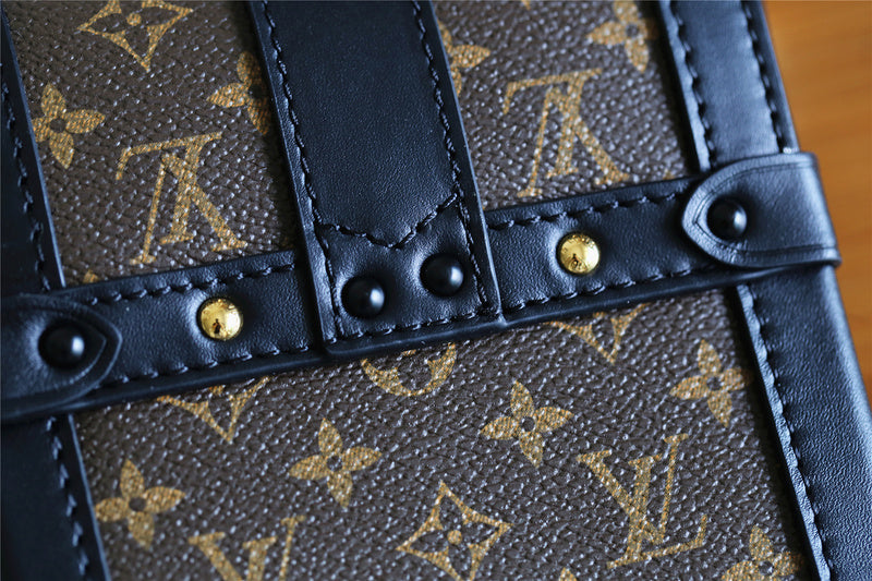 I W Fashion Lu-Vi bags - 9052