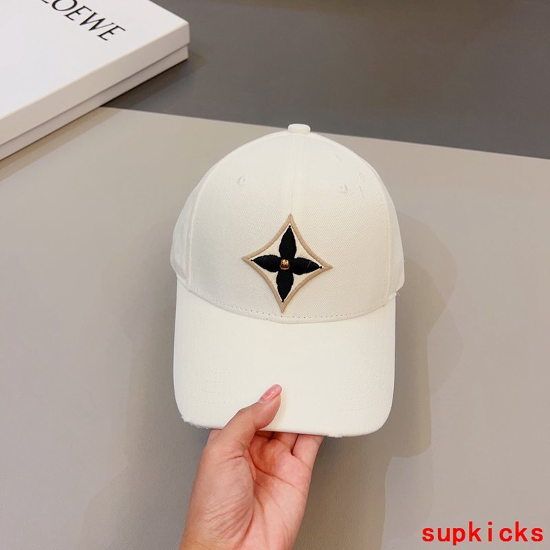 Louis Vuitton Luxury Cap