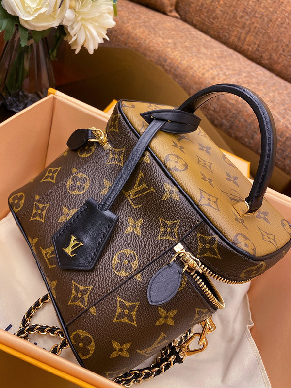 I W Fashion Lu-Vi bags - 17182
