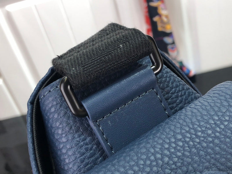 I W Fashion Lu-Vi bags - 17483