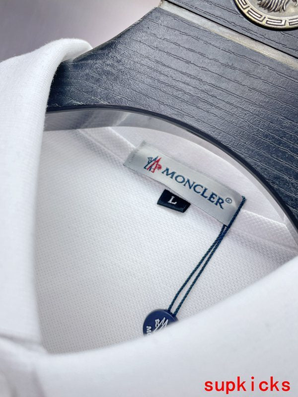 Moncler Luxury Cloth