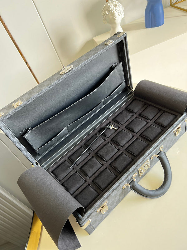 I W Fashion Lu-Vi bags - 9505