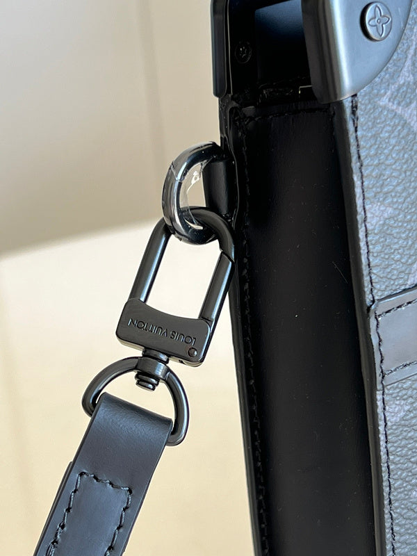 I W Fashion Lu-Vi bags - 17291