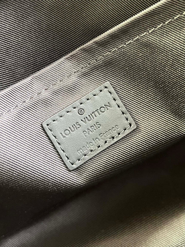 I W Fashion Lu-Vi bags - 17125