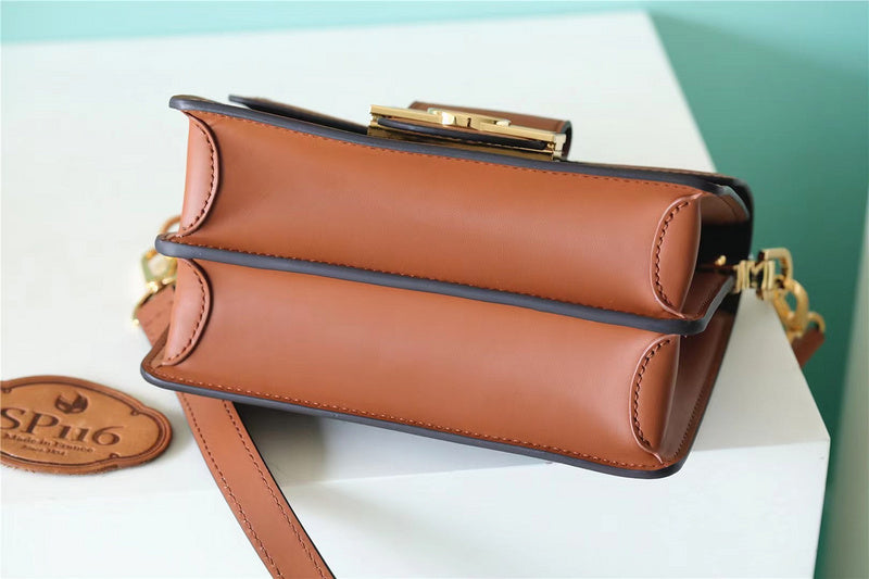 I W Fashion Lu-Vi bags - 8138