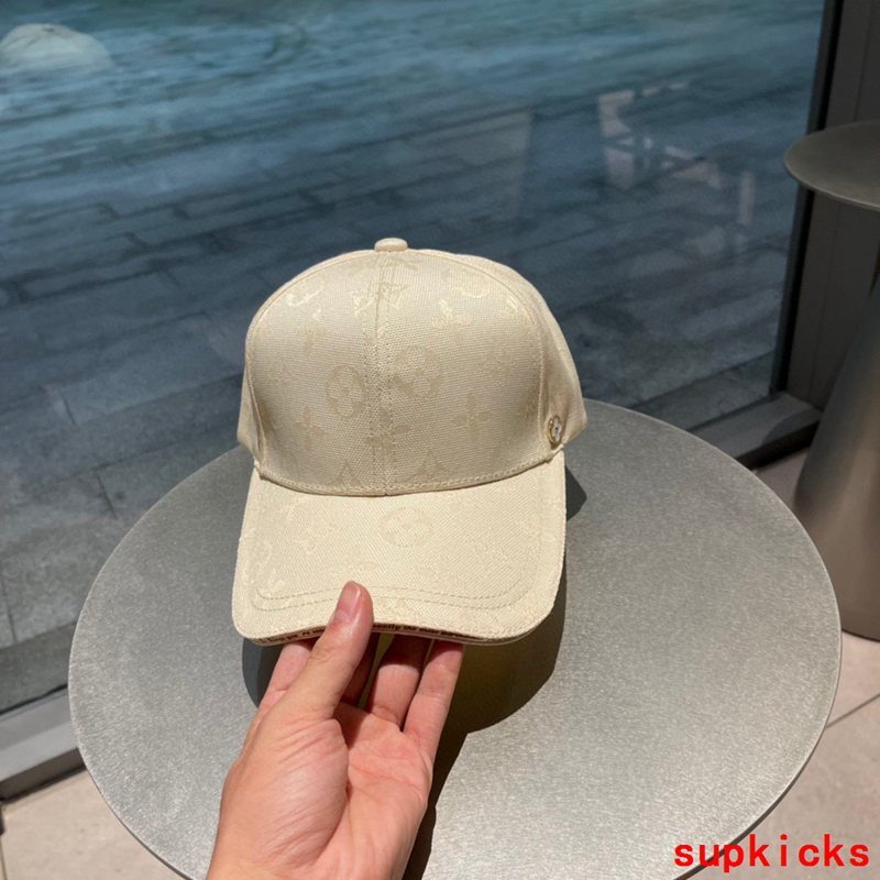 Louis Vuitton Luxury Cap