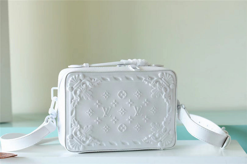 I W Fashion Lu-Vi bags - 9939