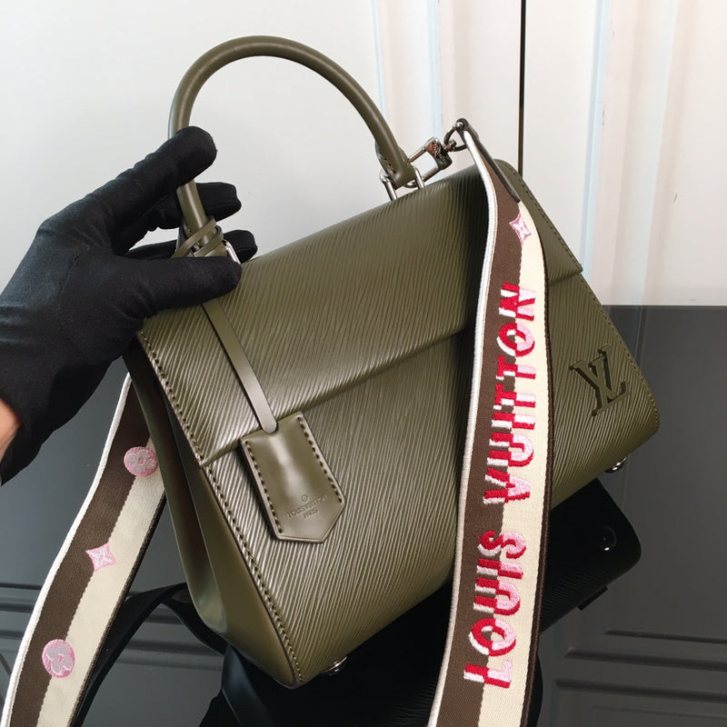 I W Fashion Lu-Vi bags - 17104