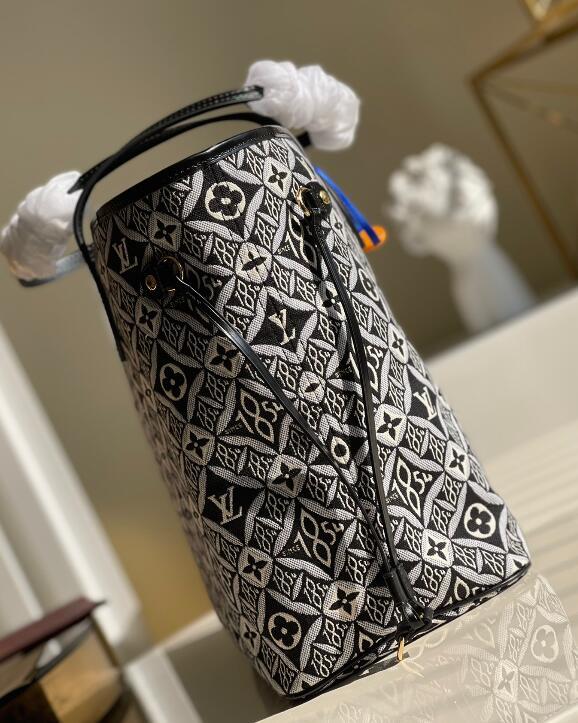 Chloe’s Picks - LOV Bags - 2551