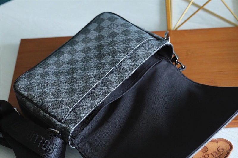 I W Fashion Lu-Vi bags - 10300