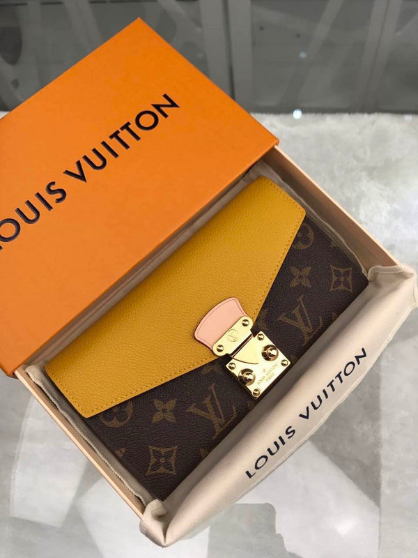 I W Fashion Lu-Vi bags - 9128