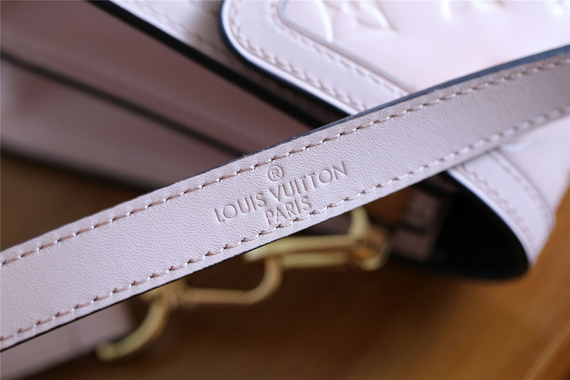 I W Fashion Lu-Vi bags - 8124
