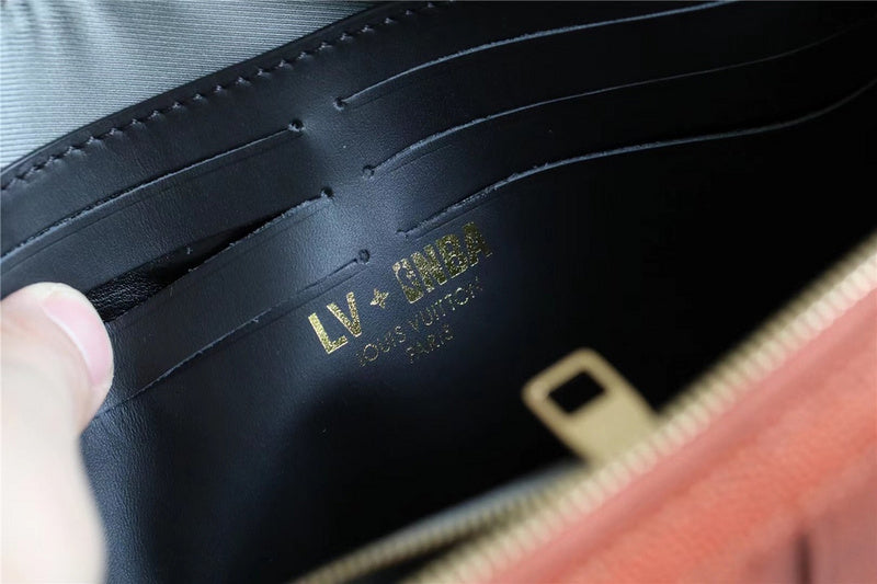 I W Fashion Lu-Vi bags - 10171