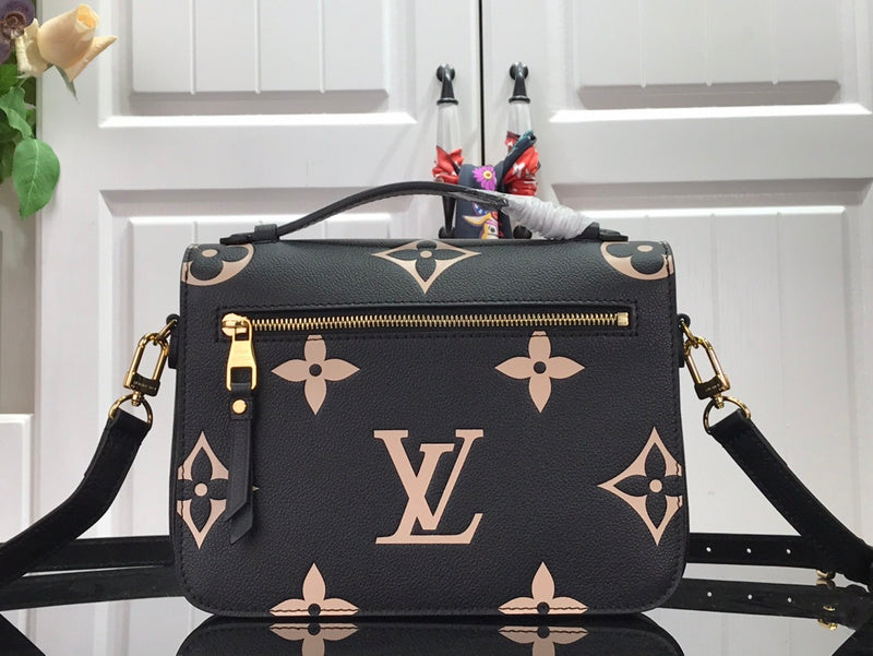I W Fashion Lu-Vi bags - 17632