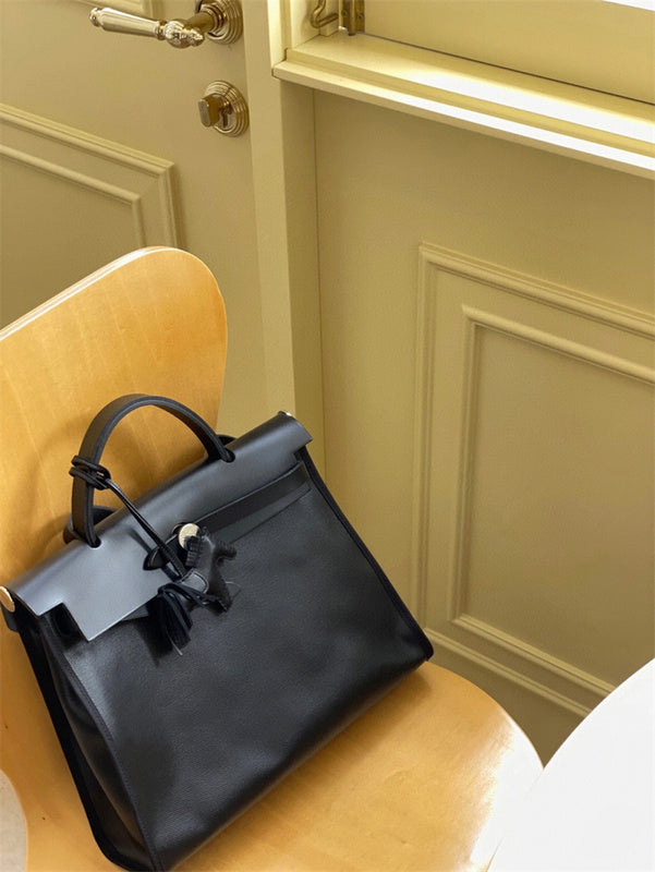 PHA - HMS Bags - 820