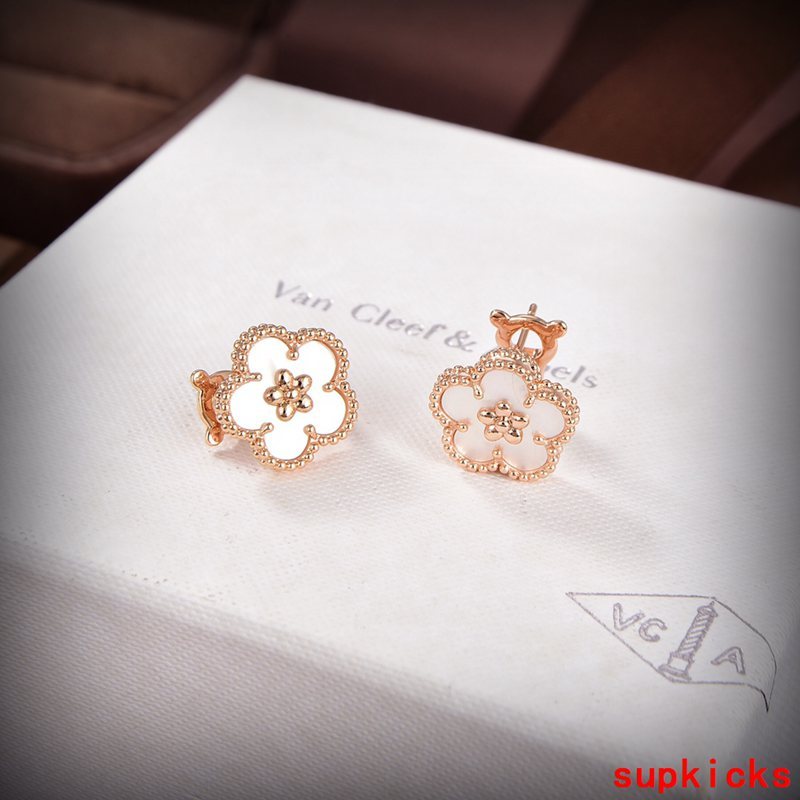 Van Cleef & Arples Jewelry