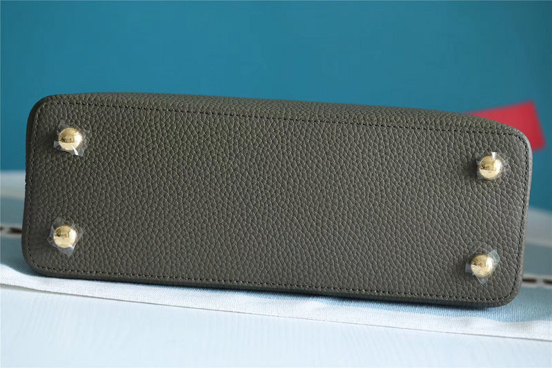I W Fashion Lu-Vi bags - 8352
