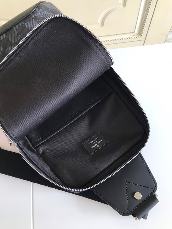 I W Fashion Lu-Vi bags - 17073