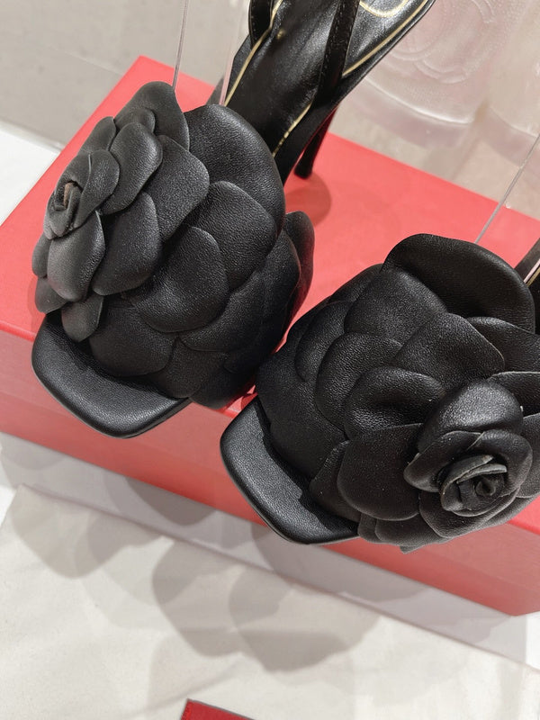 Valentino GARAVANI Luxury Shoes