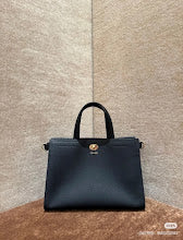 new-luxury-designer-bags-nm5570
