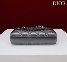 new-luxury-designer-bags-nm7491