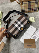 new-luxury-designer-bags-nm5613