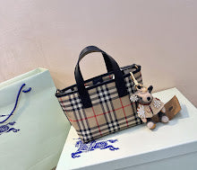 new-luxury-designer-bags-nm5832