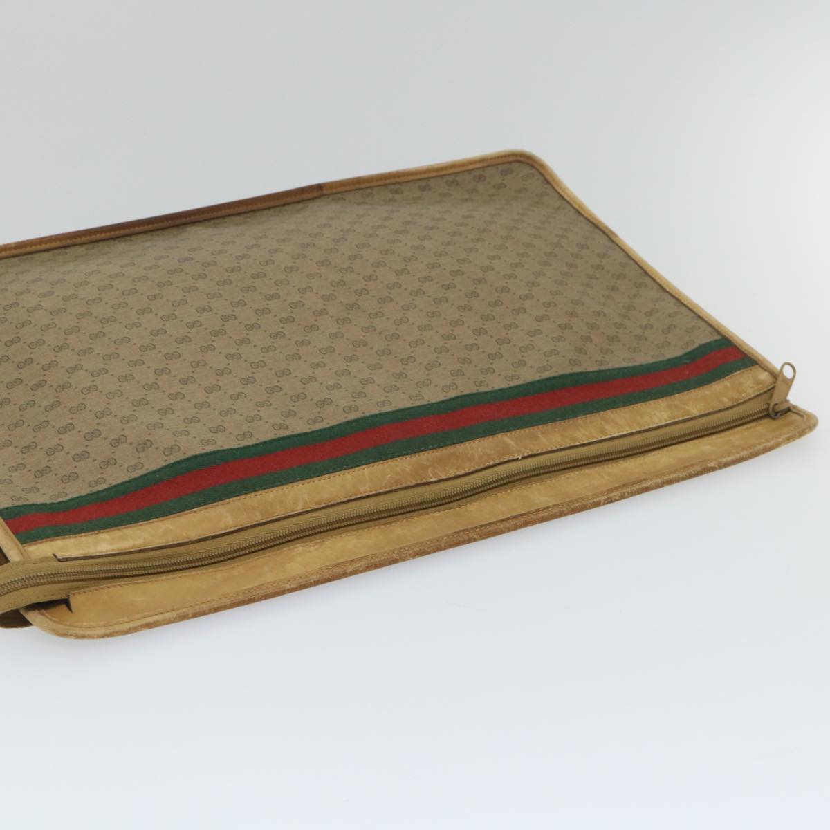GUCCI Sherry Clutch Bag
