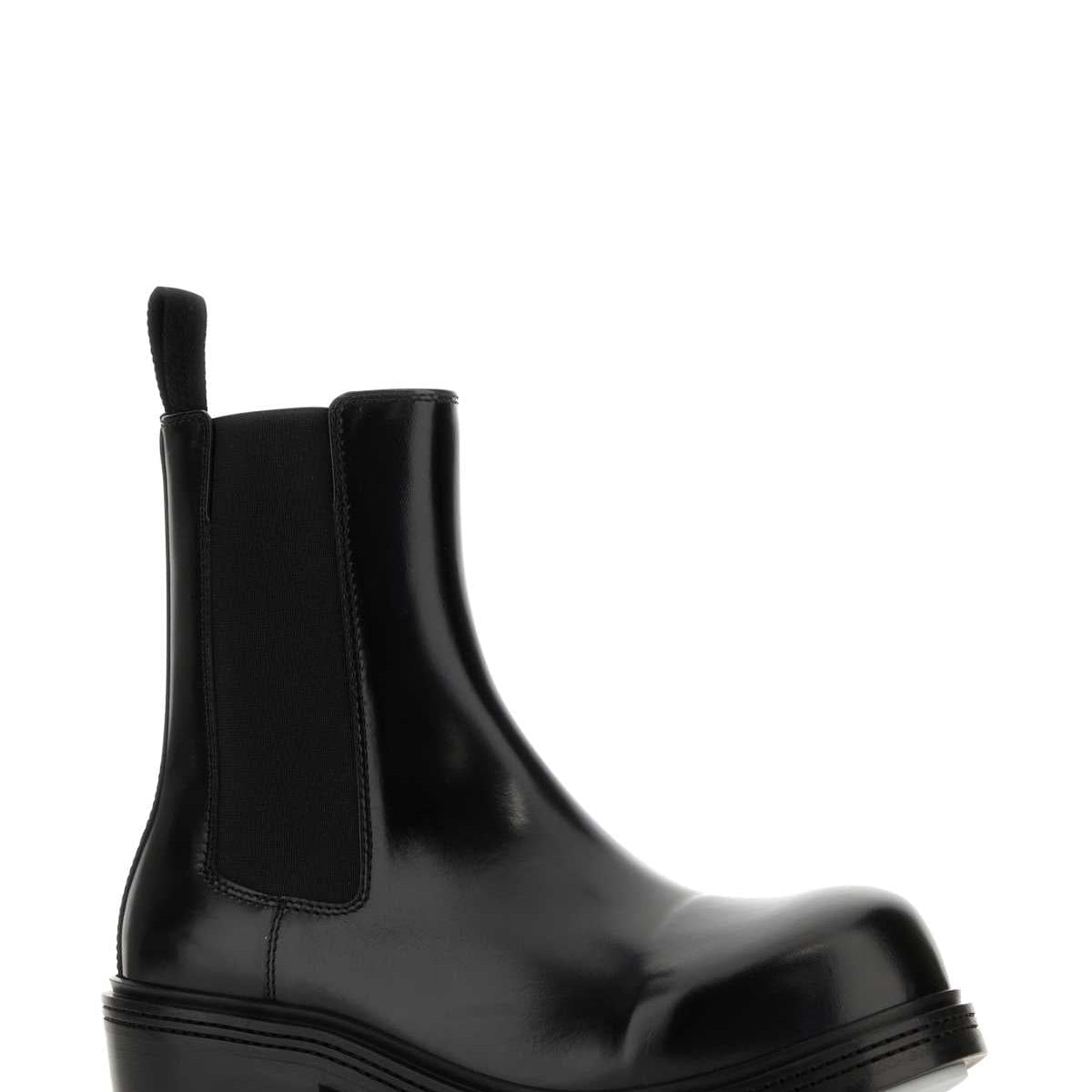 Bottega Veneta Men Black Leather Fireman Ankle Boots