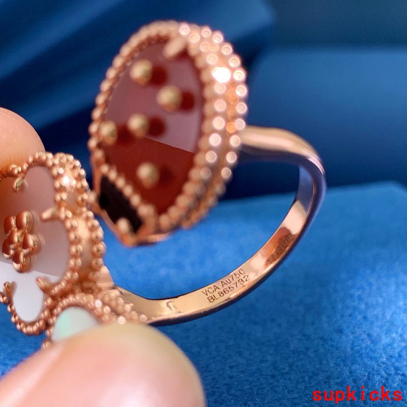 Van Cleef & Arples Jewelry