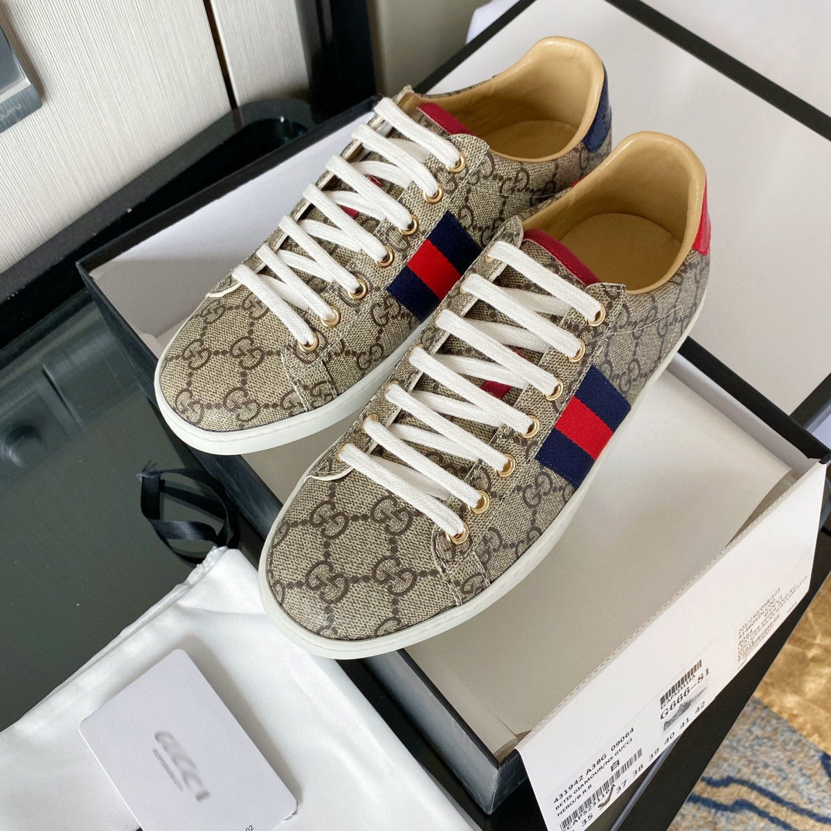 SE353 Men's Size 6-11   Women's Size 4-10