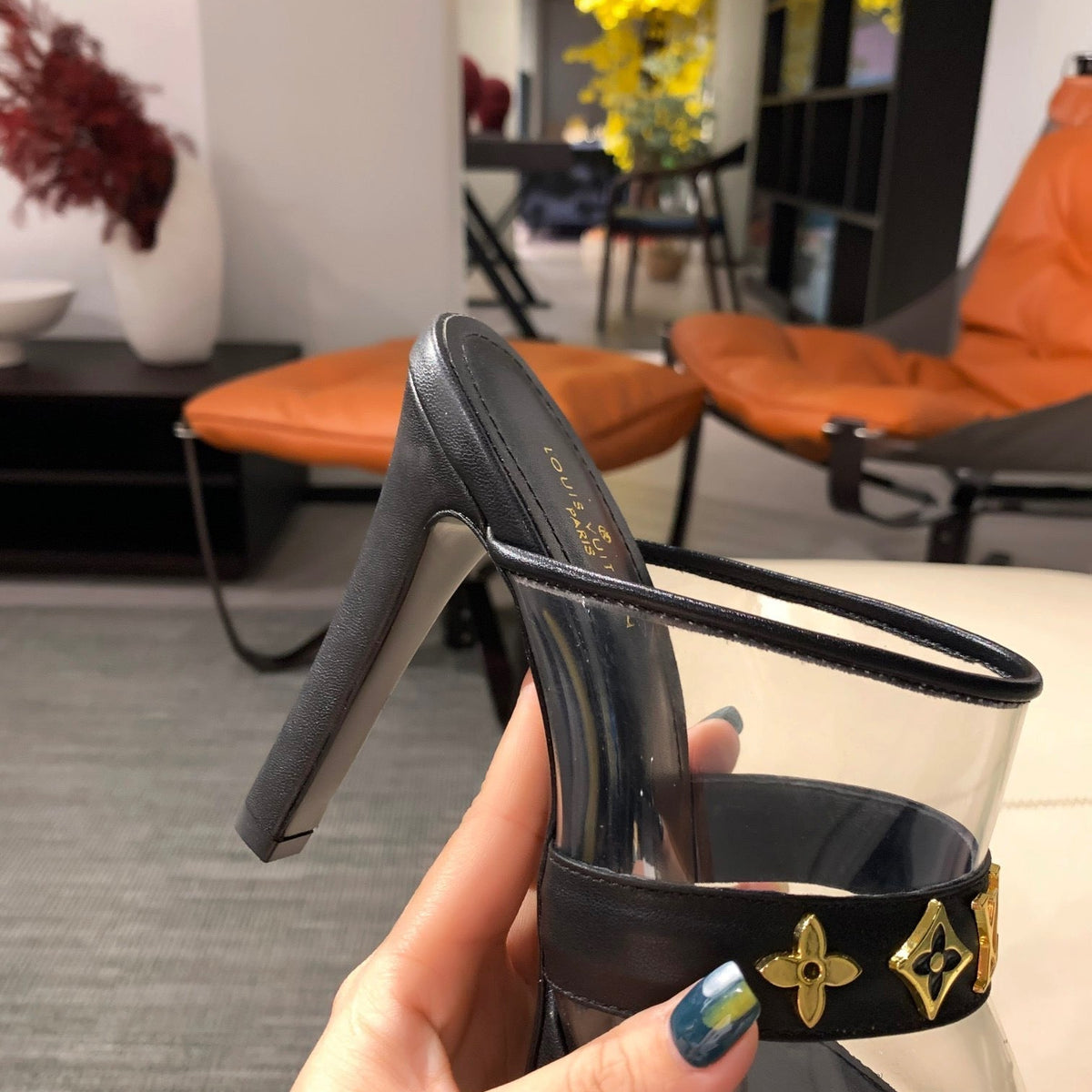 SE570 Size 4-11   Heels:10cm Material: Cowhide  Lining: Sheep skin Sole: Italian leather