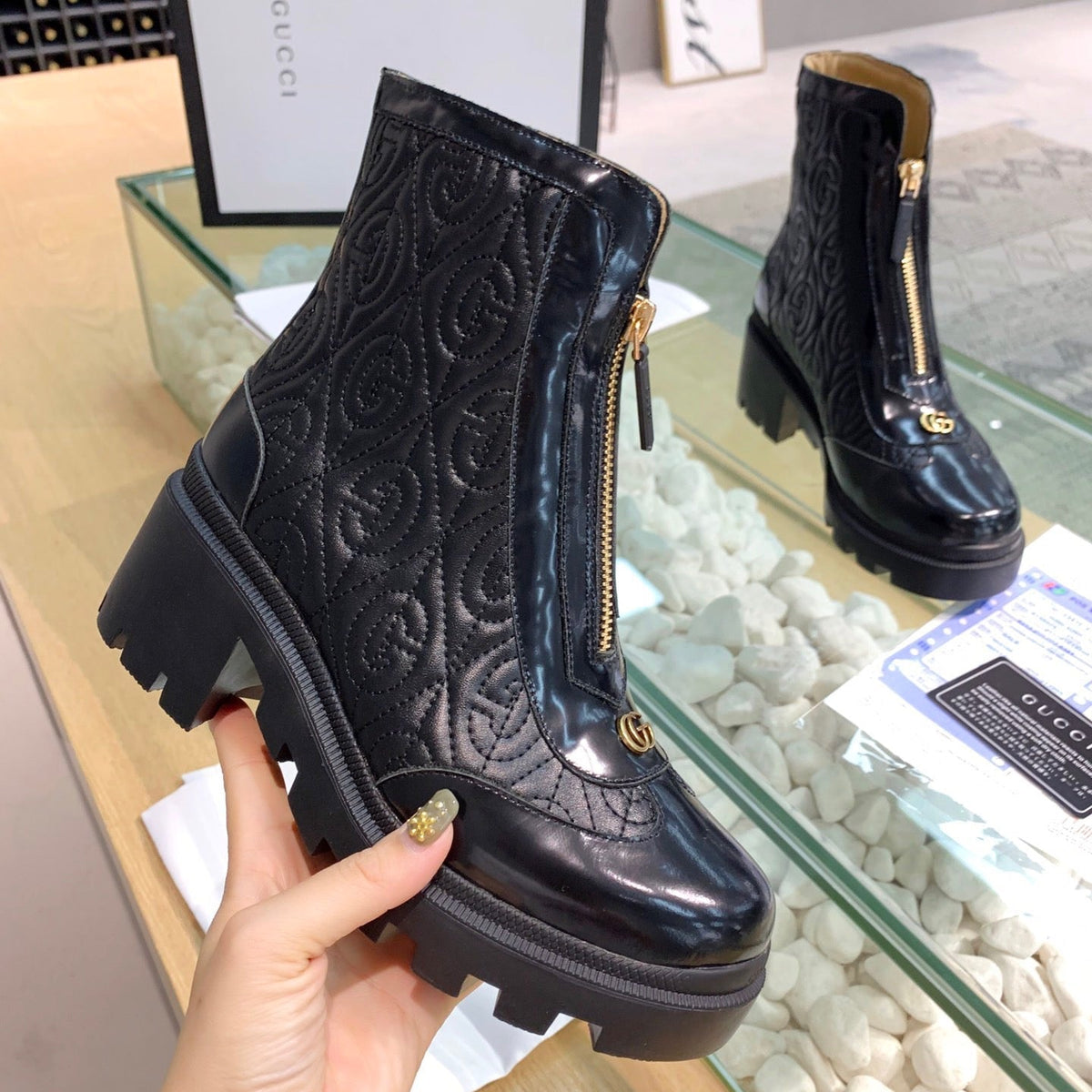 SE623 Size 4-11  Heels:6cm Material: Cowhide  Lining: Cowhide Sole: Rubber