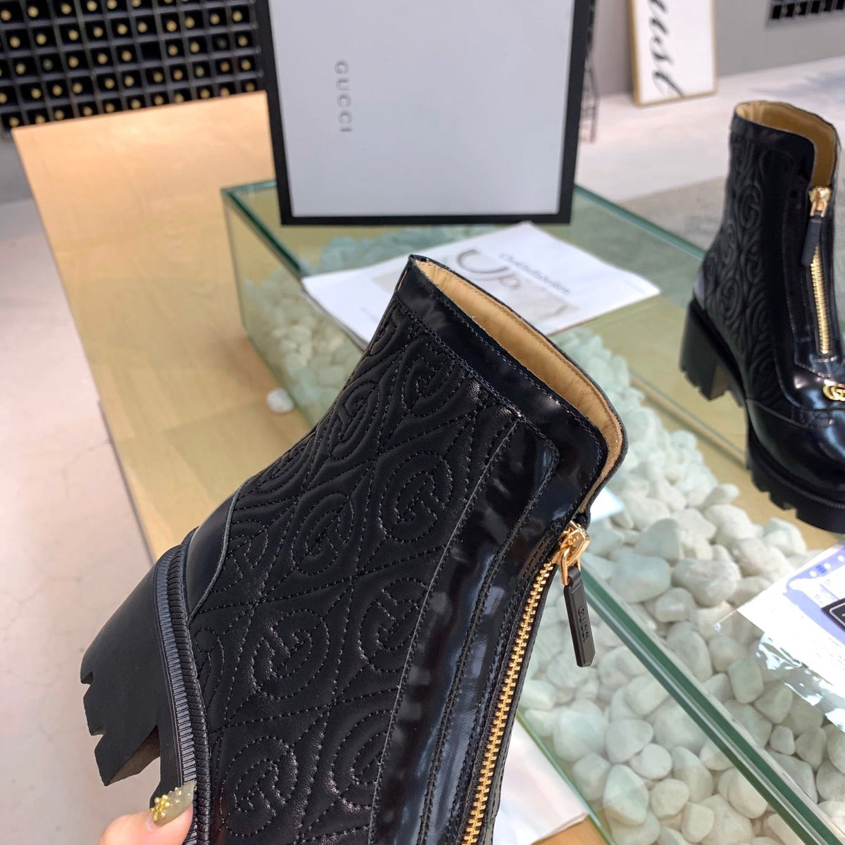 SE623 Size 4-11  Heels:6cm Material: Cowhide  Lining: Cowhide Sole: Rubber