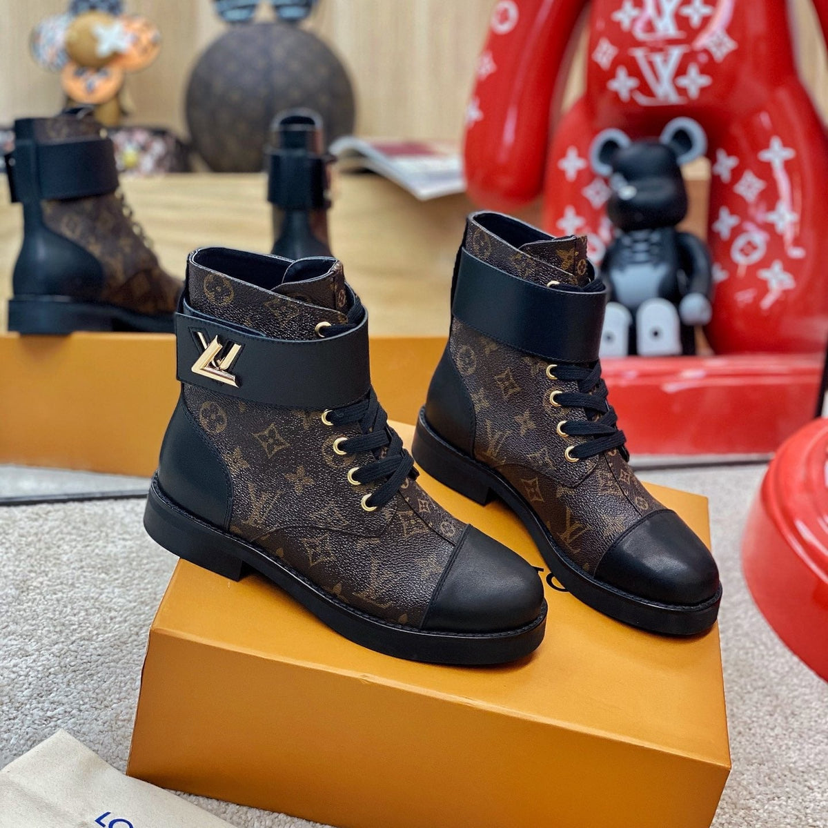 SE656  Size 4-10