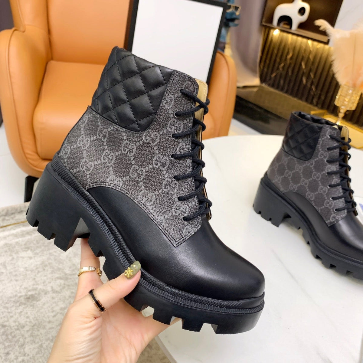 SE675  Size 4-11   Heels:6cm Material: Cowhide  Lining: Cowhide Sole: Rubber