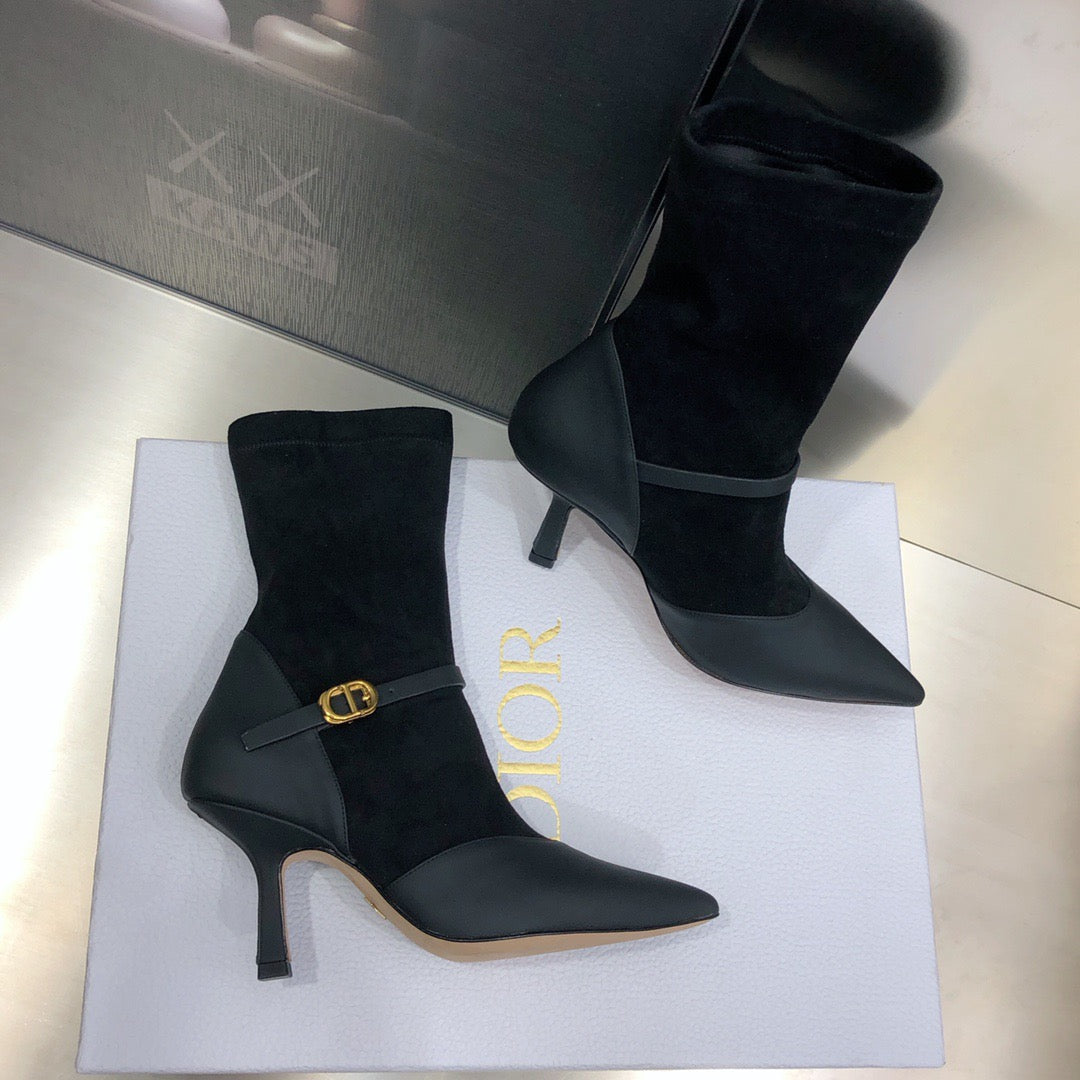 SE742  Size 4-11  Heels:8cm Material: Cowhide  Lining: Sheep skin Sole: Italian leather
