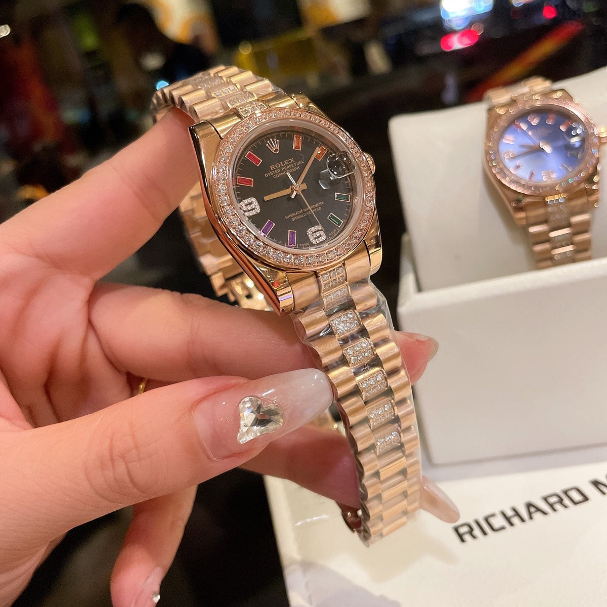 Diamond Rolex Datejust Series Classic Women's Solid