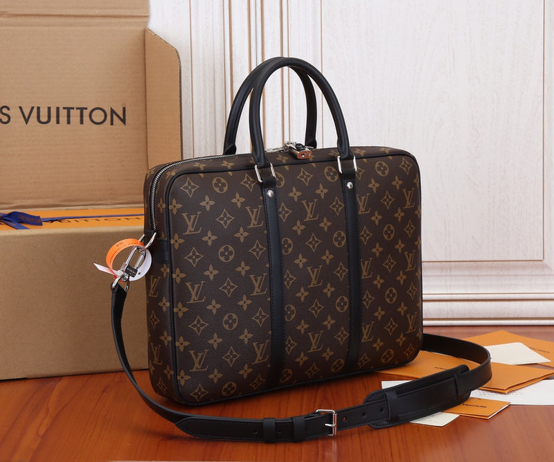 I W Fashion Lu-Vi bags - 17695