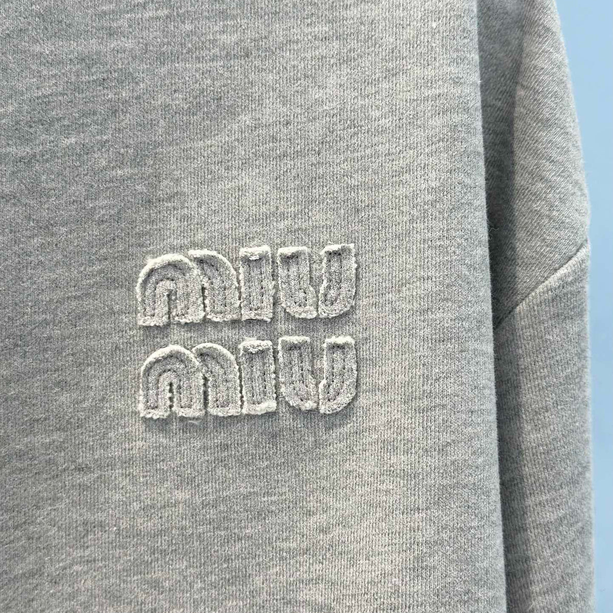 MIU M SWEATSHIRT